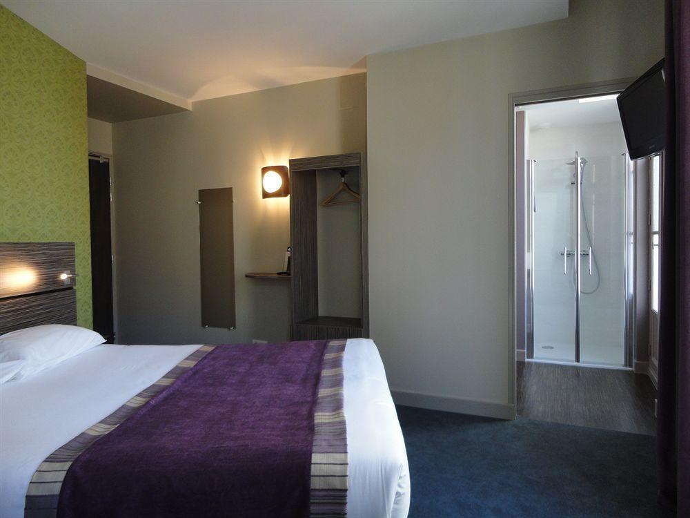 Logis Hotel Le Vert Galant ลาแฟลช ภายนอก รูปภาพ